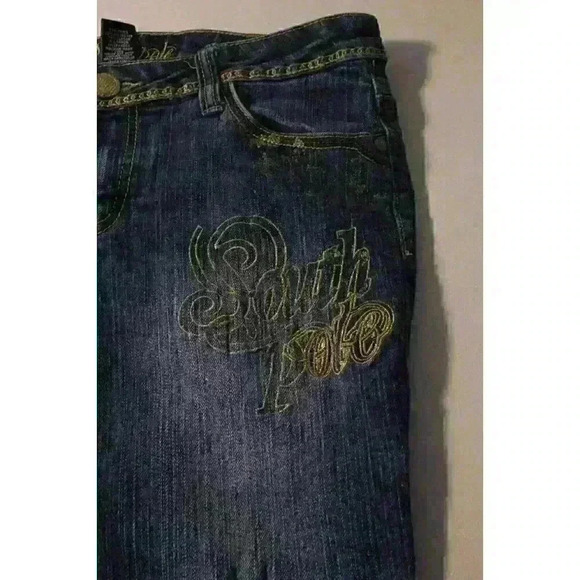 Southpole Denim Bermuda Cuffed Shorts Gold Embellished Y2K Shorts Juniors Size 9 - Picture 2 of 9